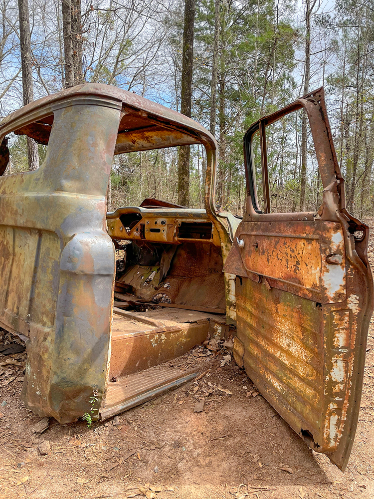 abandoned car